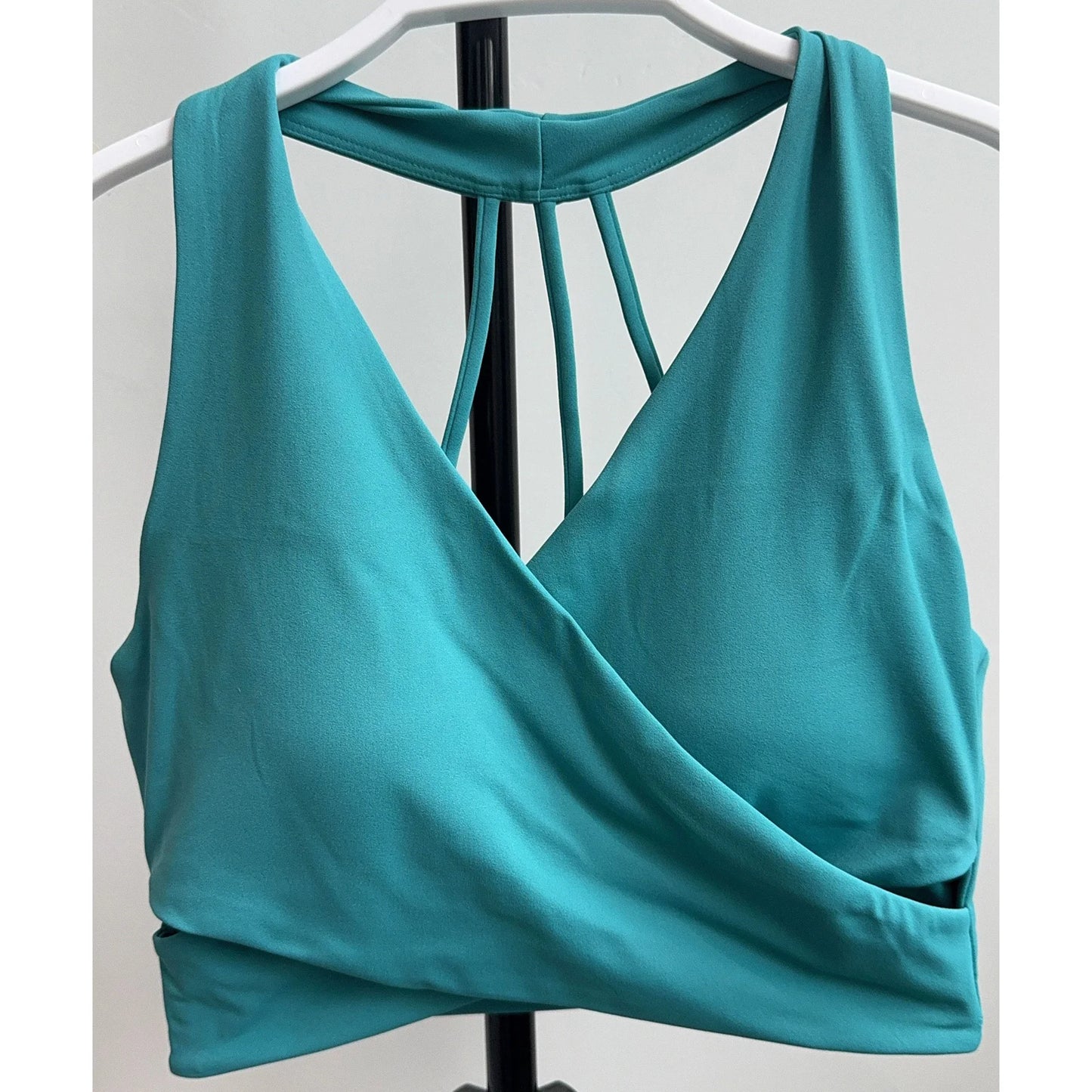 Cross Sports Bra