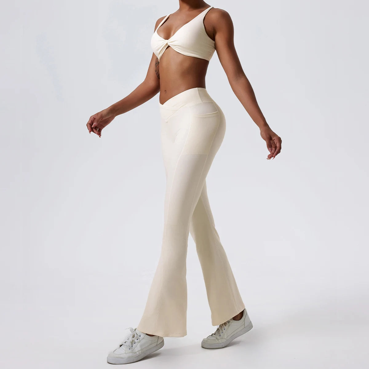 Front Twist Sports Bra