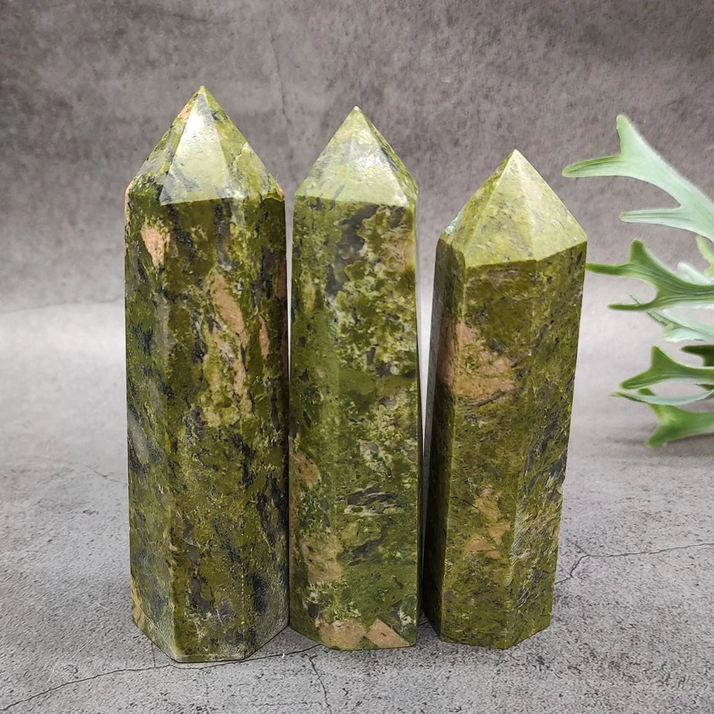 Natural Stone and Crystals Pyramids