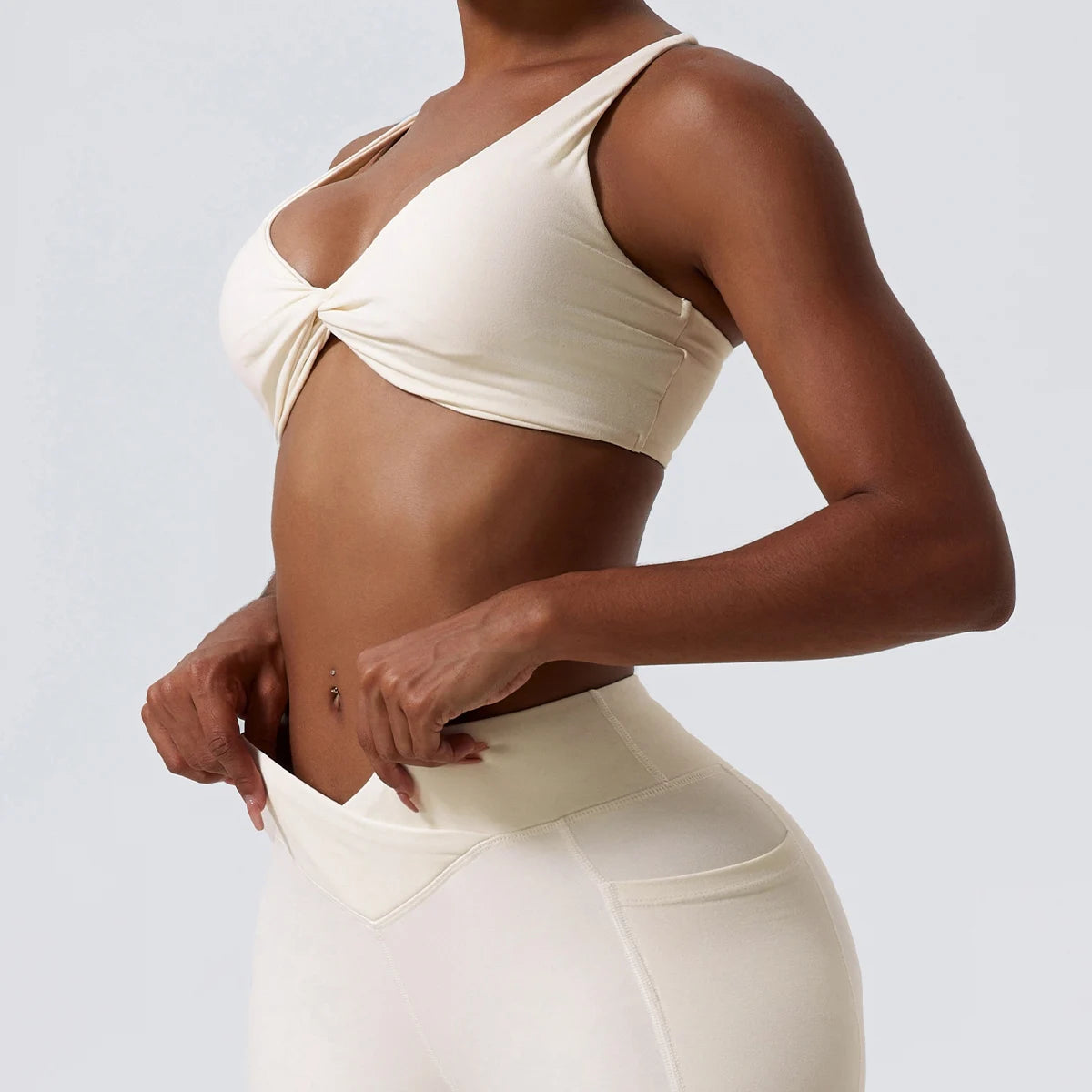 Front Twist Sports Bra