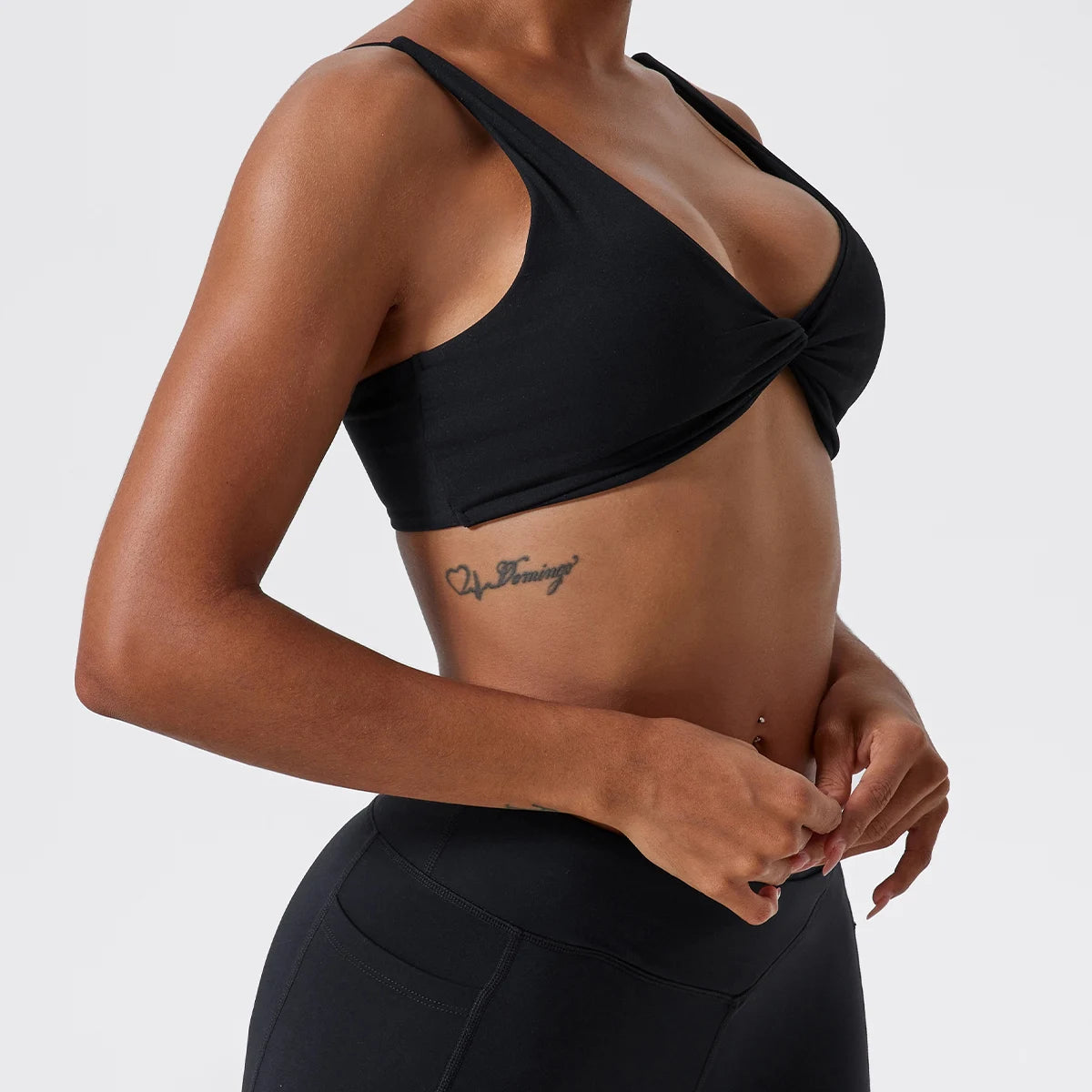 Front Twist Sports Bra