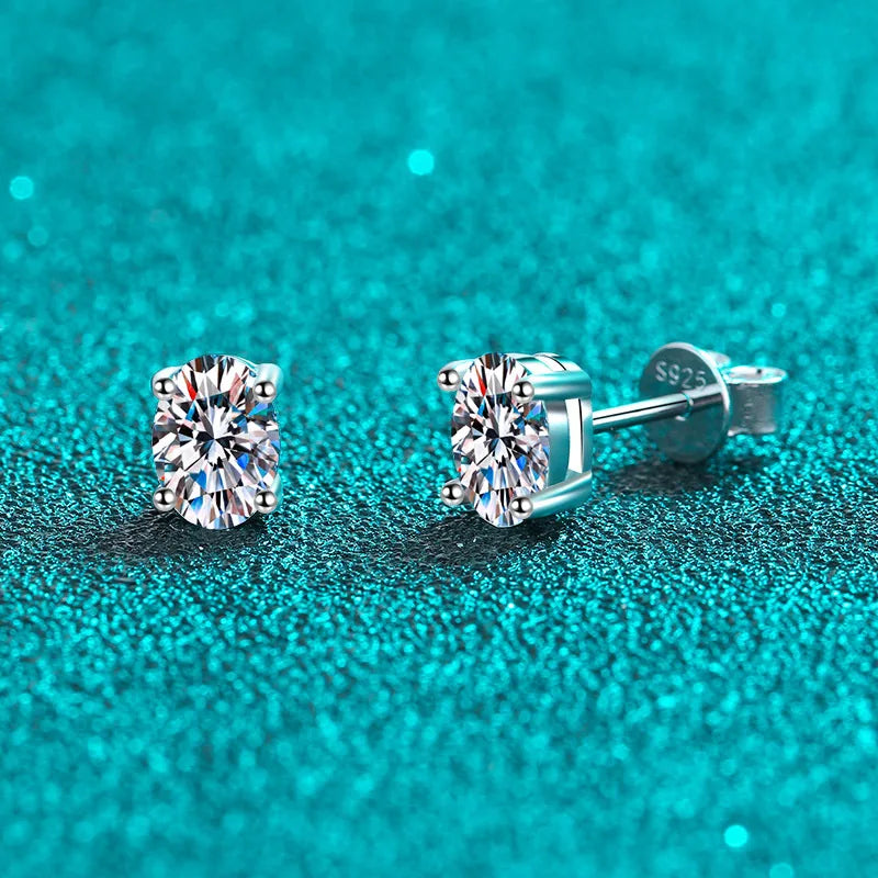 0.5-3 Carat Moissanite Studs