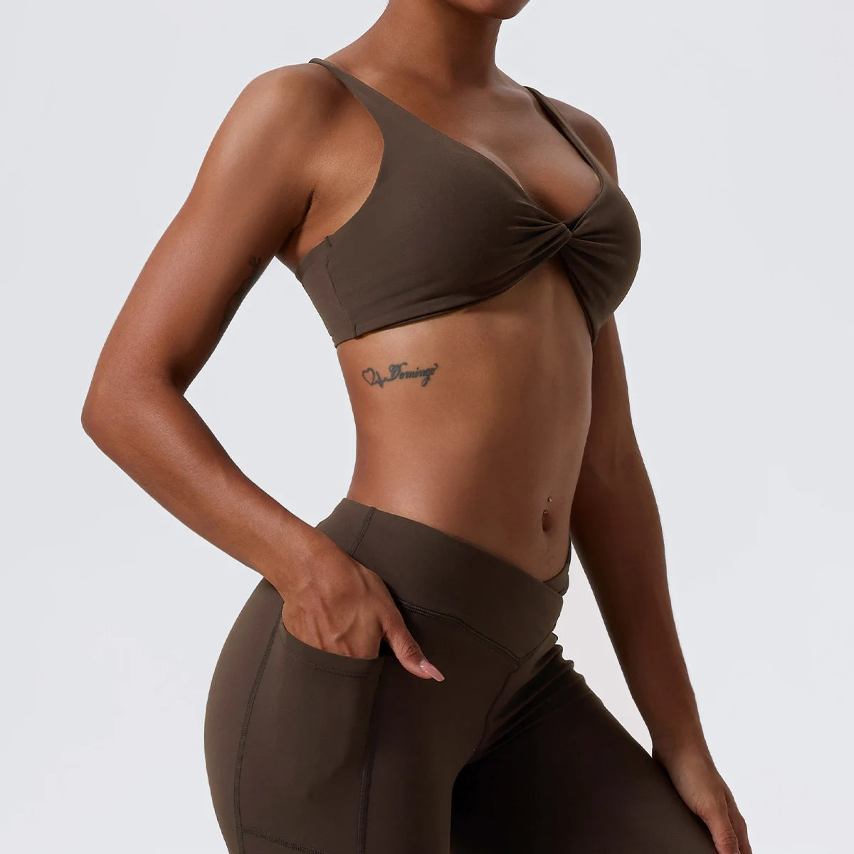 Front Twist Sports Bra