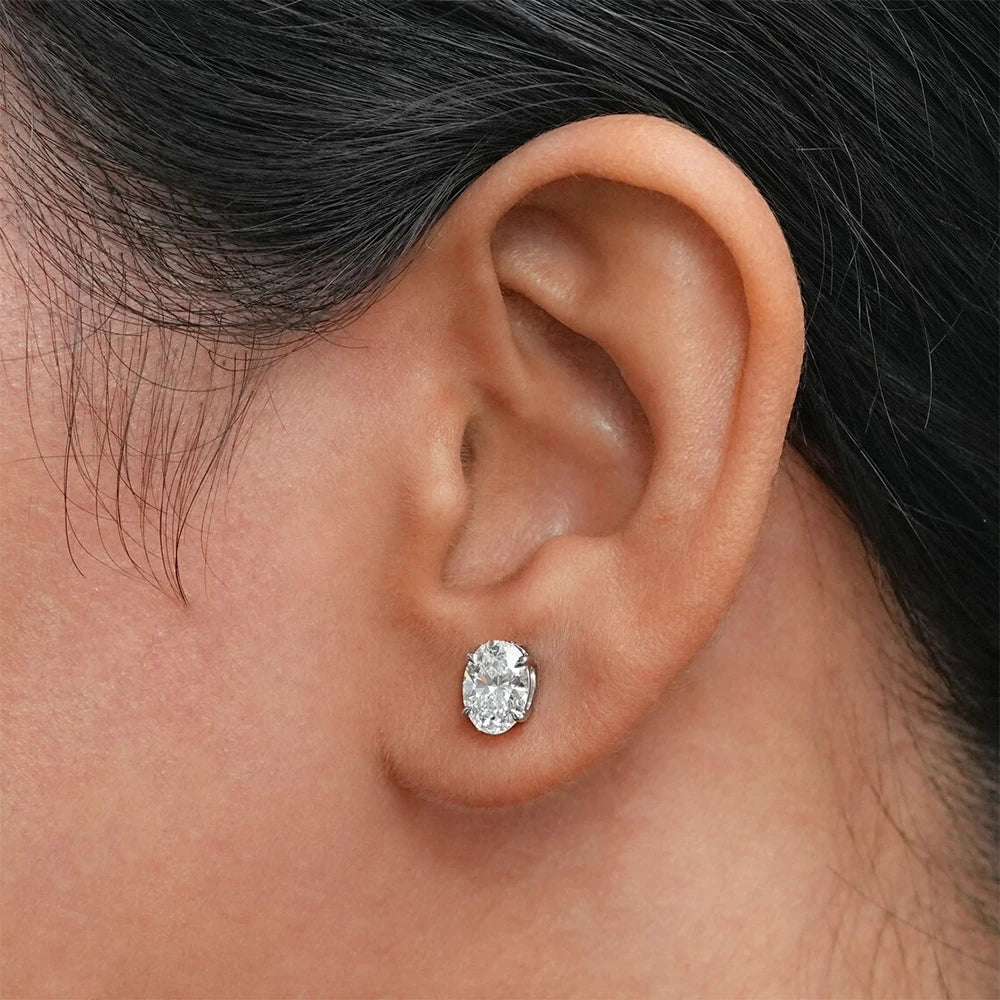0.5-5ct Oval Cut Moissanite Stud Earrings