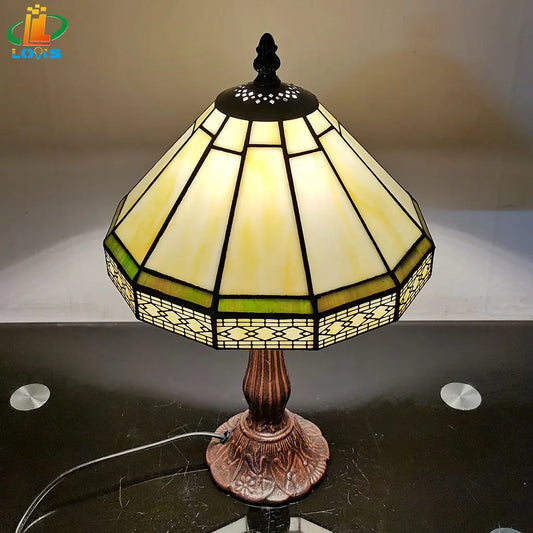 Minimalist Tiffany Style Lamp