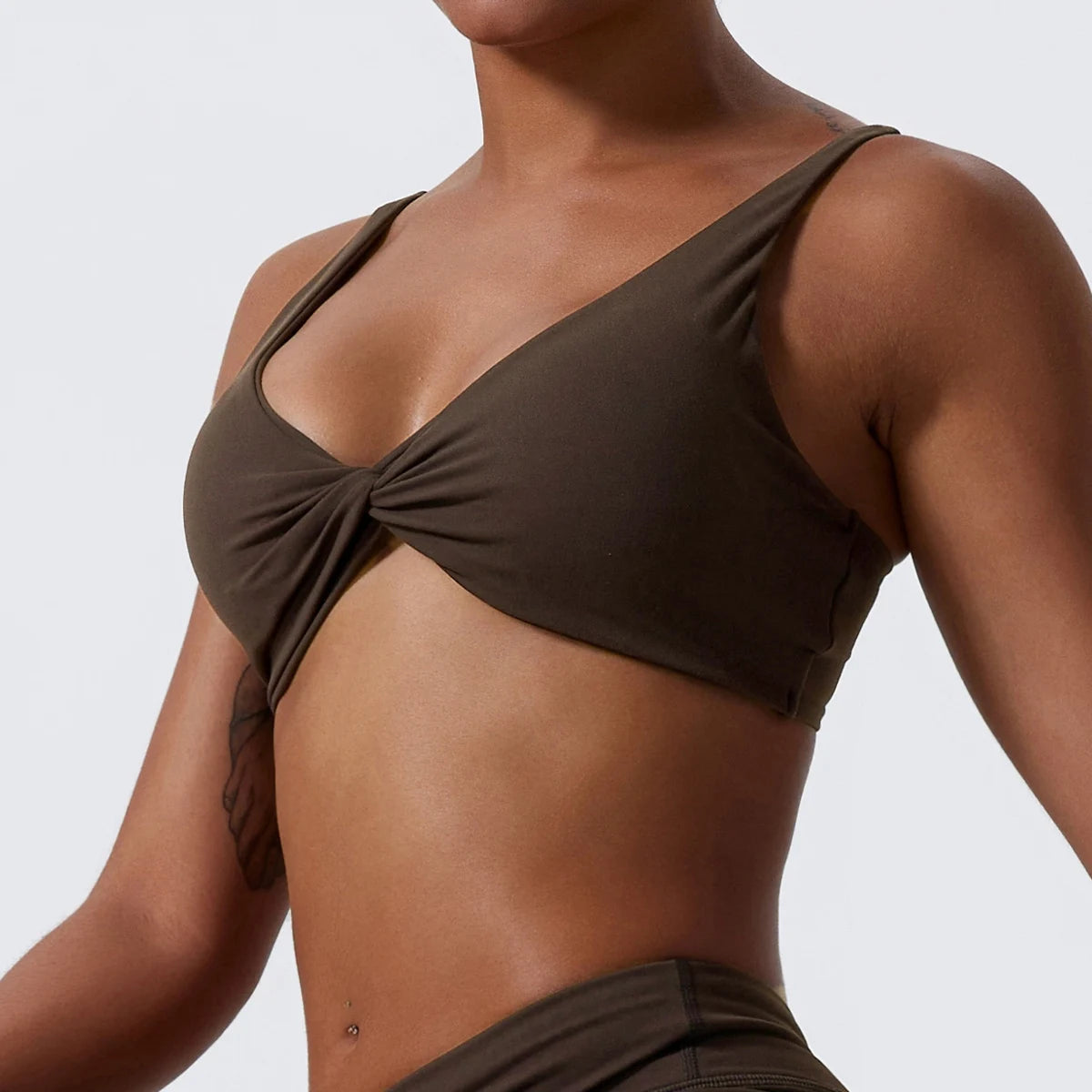 Front Twist Sports Bra