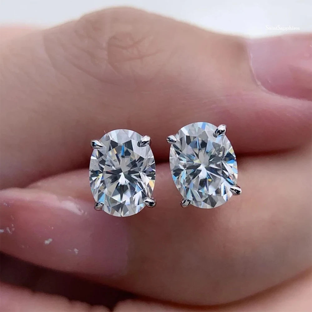 0.5-5ct Oval Cut Moissanite Stud Earrings