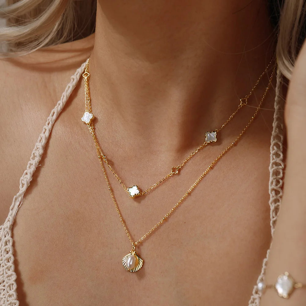 Hollow Clover Chain Necklace